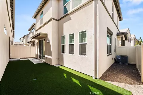 Exterior - 32461 Brunello Way, Temecula, CA 92591 photo 4 of 8