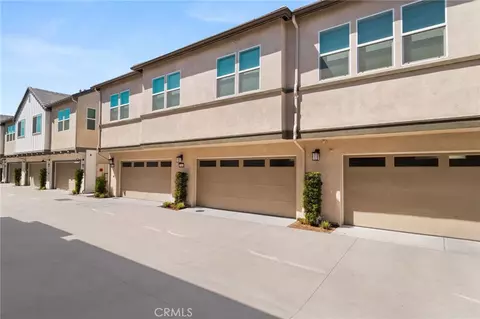 Exterior - 32461 Brunello Way, Temecula, CA 92591 photo 5 of 8