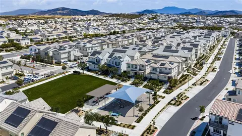 View/Area - 32461 Brunello Way, Temecula, CA 92591 photo 7 of 7