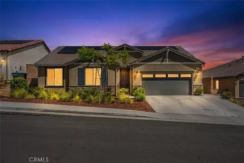 16647 Evelyn Pl, Lake Elsinore, CA 92530
