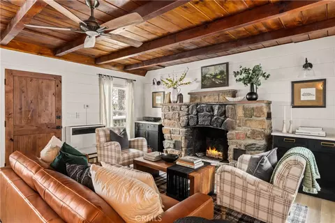 Living - 1149 Scenic Way, Rimforest, CA 92378 photo 2 of 2