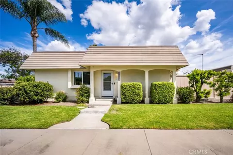 9692 Bloomfield, Cypress, CA 90630