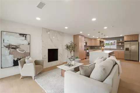 Living - 606 E Turmont, Carson, CA 90746 photo 2 of 5