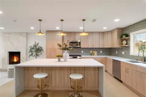 Kitchen - 606 E Turmont, Carson, CA 90746 photo 3 of 8