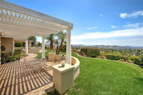 Exterior - 5322 E Gabrielle Ln, Orange, CA 92867 photo 8 of 10