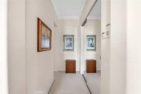 Entry Way - 5322 E Gabrielle Ln, Orange, CA 92867 photo 5 of 7