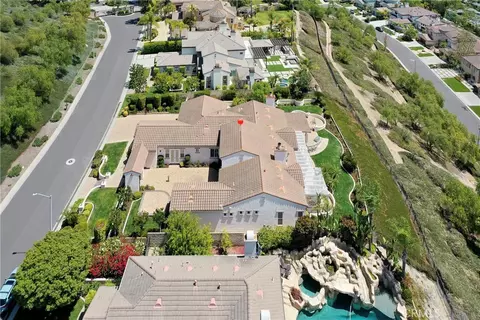 View/Area - 5322 E Gabrielle Ln, Orange, CA 92867 photo 2 of 10