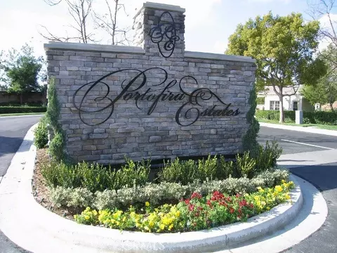 View/Area - 5322 E Gabrielle Ln, Orange, CA 92867 photo 7 of 10