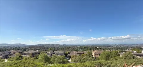View/Area - 5322 E Gabrielle Ln, Orange, CA 92867 photo 8 of 10