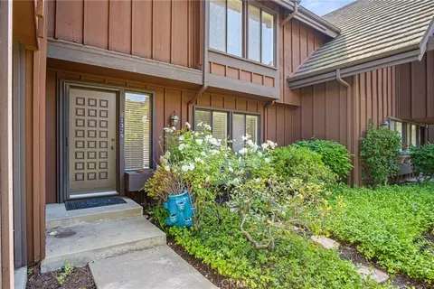 1329 Stonewood Ct, San Pedro, CA 90732