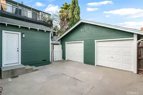 Exterior - 4027 E 11th, Long Beach, CA 90804 photo 2 of 6