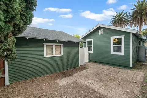 Exterior - 4027 E 11th, Long Beach, CA 90804 photo 4 of 6