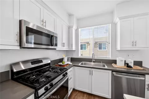 Kitchen - 156 N Orange, Brea, CA 92821 photo 2 of 7