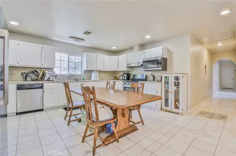 Entry Way - 1709 E Luray St, Long Beach, CA 90807 photo 3 of 3
