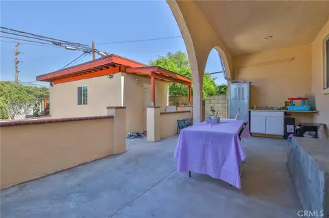 Exterior - 1709 E Luray St, Long Beach, CA 90807 photo 4 of 7