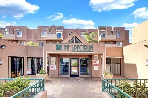 450 E 4th St #337, Santa Ana, CA 92701