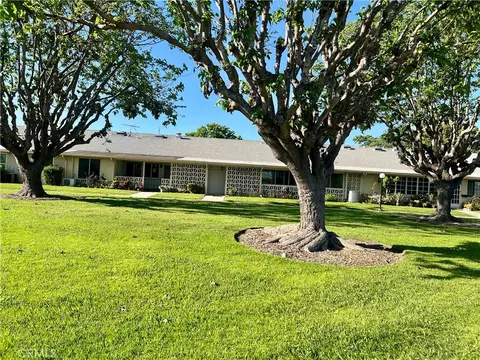 1601 Golden Rain Rd M5-117e, Seal Beach, CA 90740