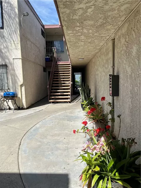 Exterior - 1001 Cherry, Long Beach, CA 90813 photo 3 of 6
