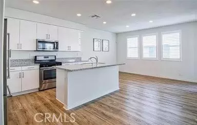Entry Way - 928 E Twill Ct, Anaheim, CA 92802 photo 2 of 4
