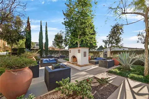 Exterior - 928 E Twill Ct, Anaheim, CA 92802 photo 4 of 7