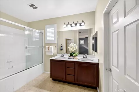 Entry Way - 10983 Cedarhurst, Riverside, CA 92503 photo 5 of 5