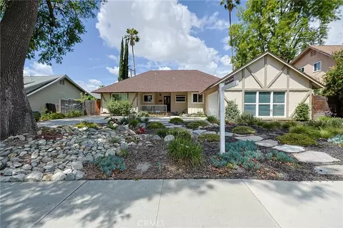 1153 Northwestern Dr, Claremont, CA 91711