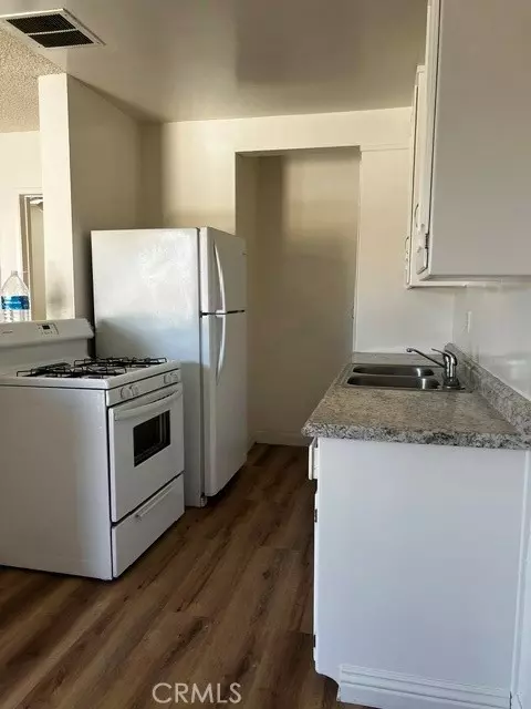 Kitchen - 3337 E 15th, Long Beach, CA 90804 photo 1 of 2