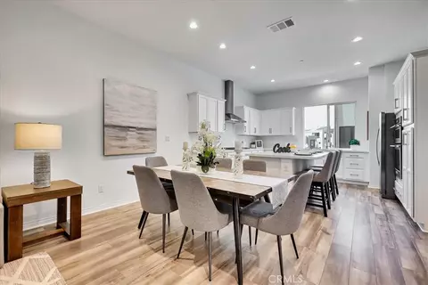 168 Sawbuck, Irvine, CA 92618