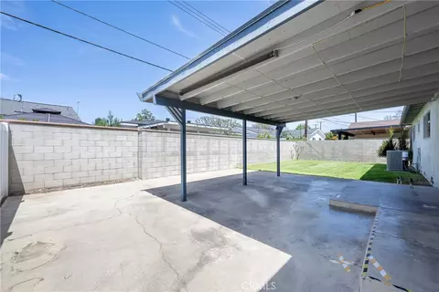 Exterior - 2803 E Jackson Ave, Orange, CA 92867 photo 2 of 7