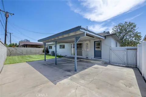 Exterior - 2803 E Jackson Ave, Orange, CA 92867 photo 3 of 7