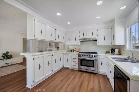 Kitchen - 2803 E Jackson Ave, Orange, CA 92867 photo 2 of 4