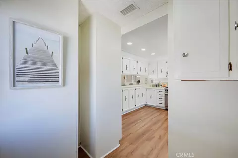 Entry Way - 2803 E Jackson Ave, Orange, CA 92867 photo 2 of 2