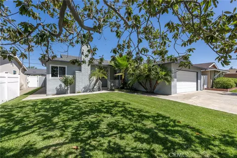 2803 E Jackson Ave, Orange, CA 92867