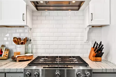 Kitchen - 1359 Knoll Dr, Oceanside, CA 92054 photo 5 of 5
