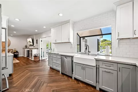 Kitchen - 1359 Knoll Dr, Oceanside, CA 92054 photo 2 of 5
