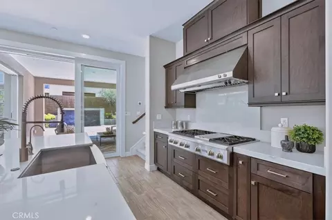 Kitchen - 168 Crossover, Irvine, CA 92618 photo 5 of 5