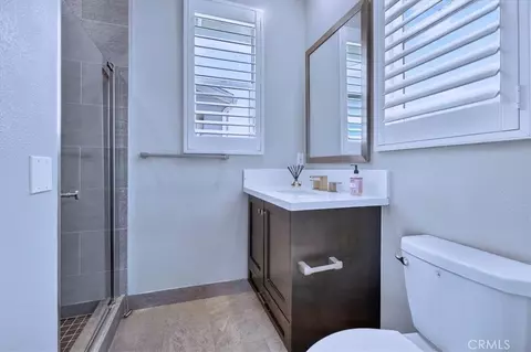 Bath - 168 Crossover, Irvine, CA 92618 photo 10 of 11