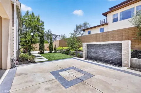 Exterior - 168 Crossover, Irvine, CA 92618 photo 4 of 13