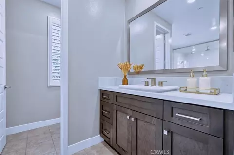 Bath - 168 Crossover, Irvine, CA 92618 photo 8 of 11