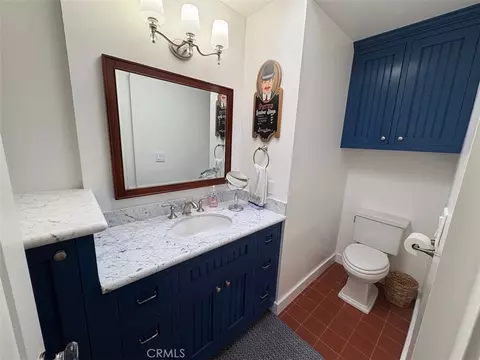 Bath - 337 Clemente, Avalon, CA 90704 photo 2 of 6