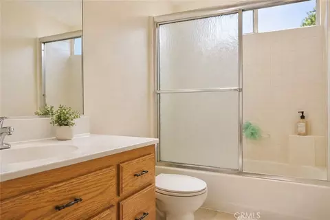 Bath - 14702 Badillo St, Baldwin Park, CA 91706 photo 6 of 6