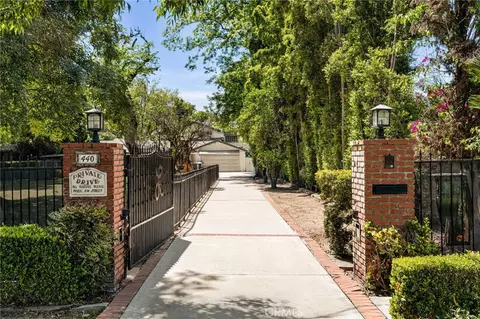 440 W Main St, Tustin, CA 92780
