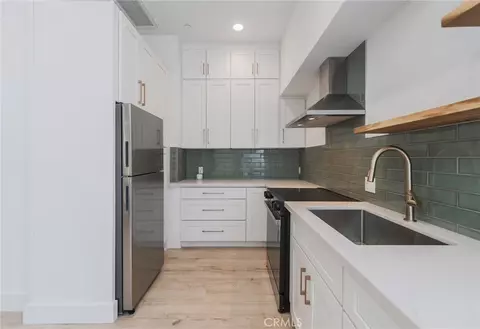 Kitchen - 246 N Stevens, Orange, CA 92868 photo 6 of 7