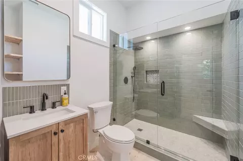 Bath - 246 N Stevens, Orange, CA 92868 photo 6 of 6