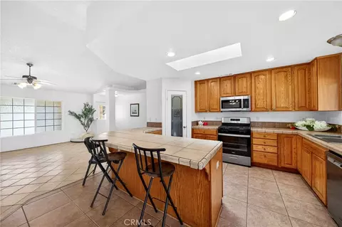 Kitchen - 1246 Locust, Pinon Hills, CA 92372 photo 1 of 5