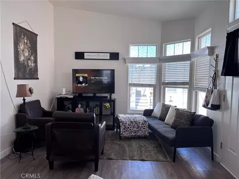 8250 Lankershim Blvd #ELM 3, North Hollywood, CA 91605