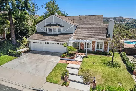 781 S Goldfinch Way, Anaheim, CA 92807