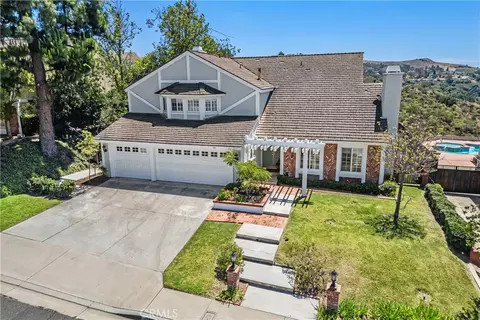 781 S Goldfinch Way, Anaheim, CA 92807