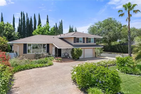 17712 Whitney Dr, North Tustin, CA 92705
