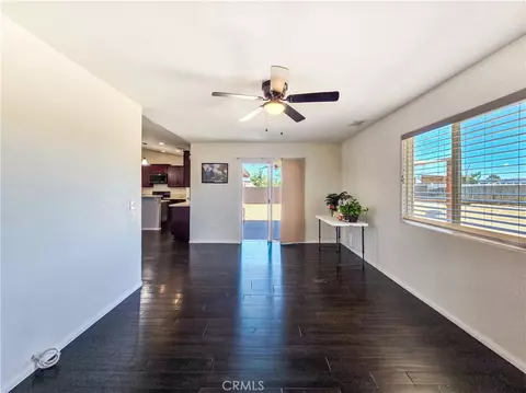 Living - 12833 Algonquin, Apple Valley, CA 92308 photo 5 of 5